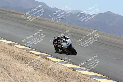 media/Apr-10-2022-SoCal Trackdays (Sun) [[f104b12566]]/Bowl (11am)/